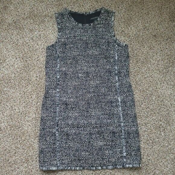 BANANA REPUBLIC Tweed Shift Dress Sz 6 Fringe Hem Geometric Print Sleeveless - Picture 5 of 9
